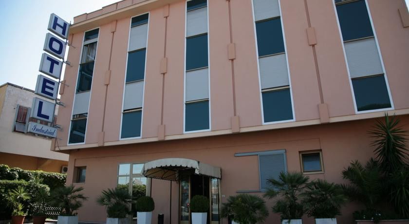 Hotel Industrial Rome Bagian luar foto